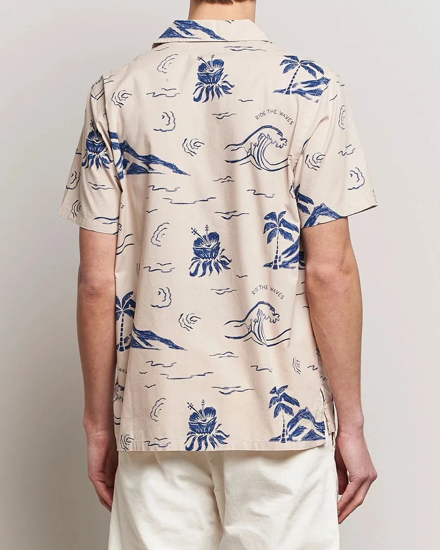 Arvid Waves Hawaii Shirt