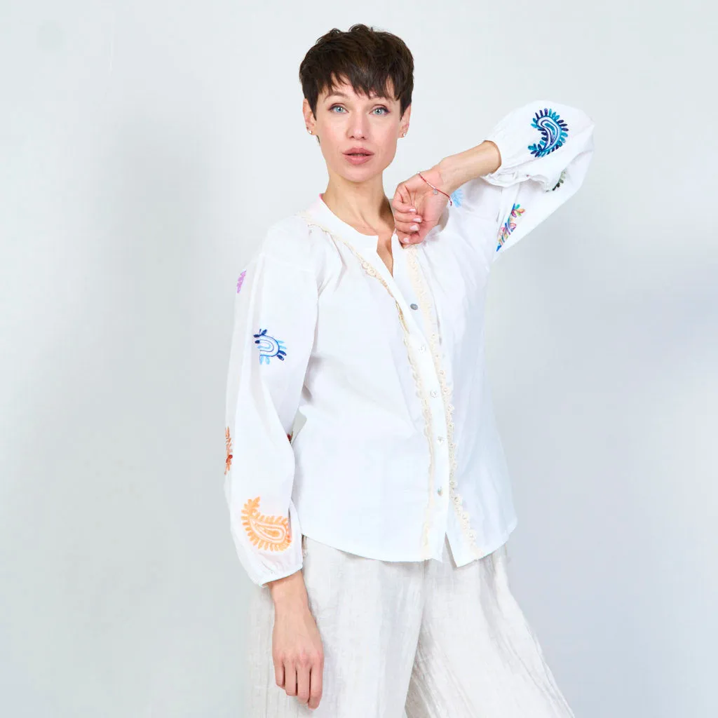 Asymmterical hem plain shirt with prints wholesale