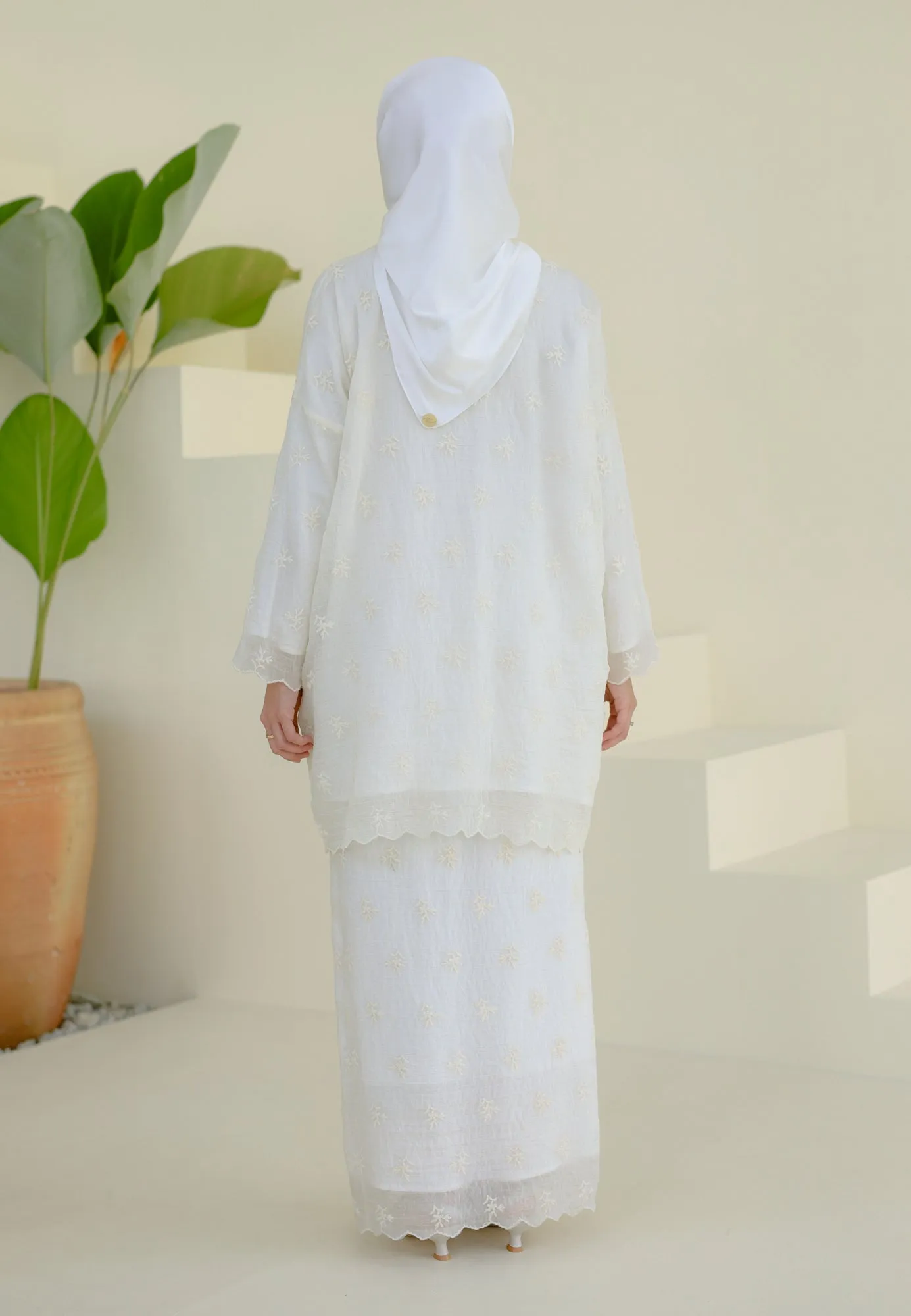 Bertemu Kurung (Cream White)