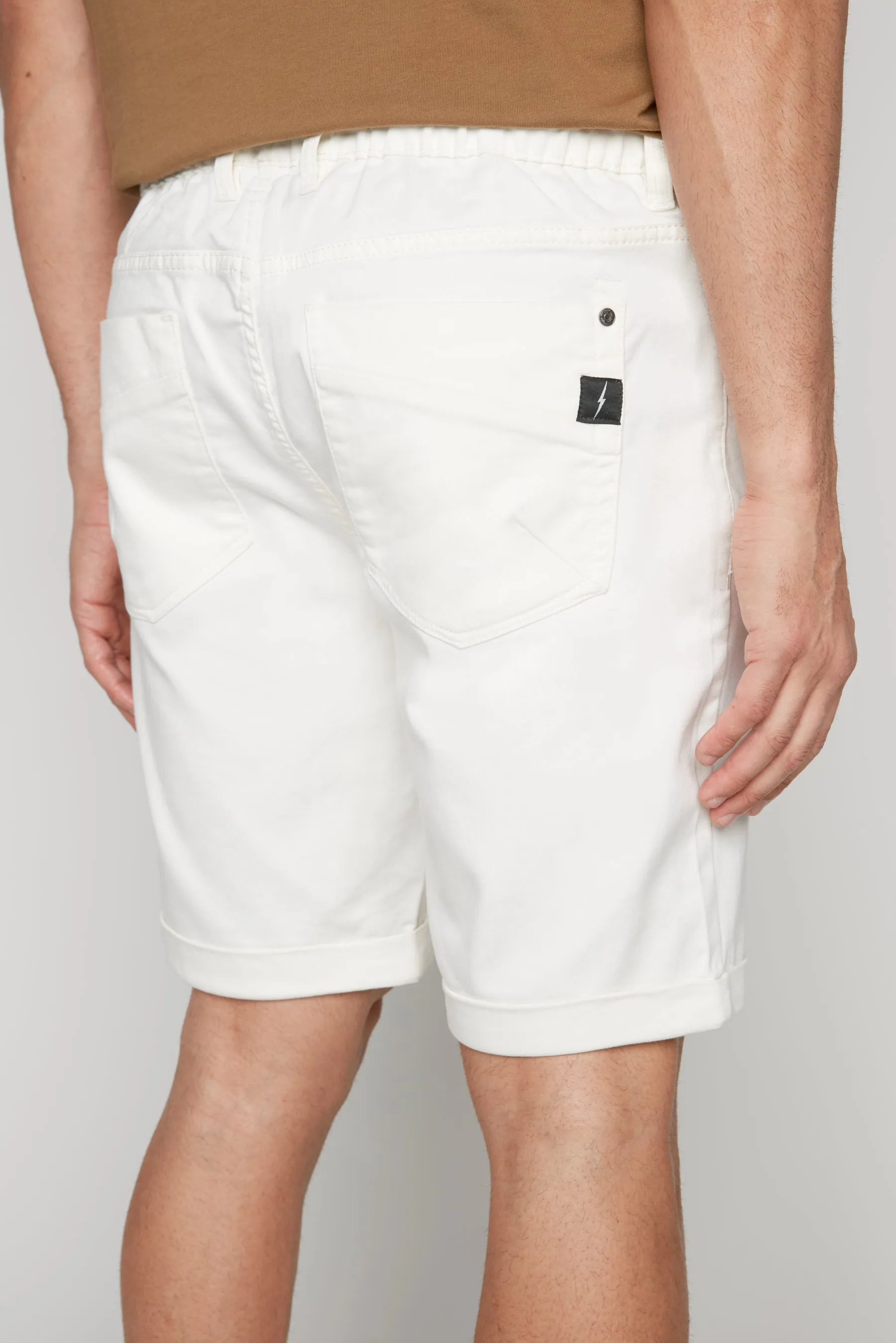 LENNON - Mens Rolled Up Shorts - Off White